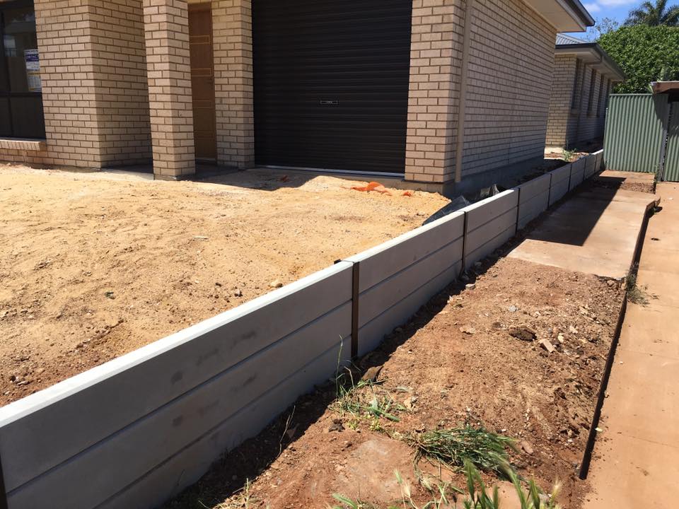 Concrete Retaining Wall