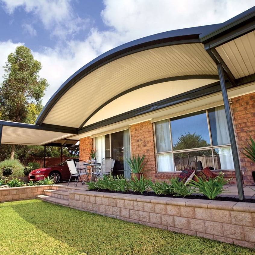Curved Outback Patio