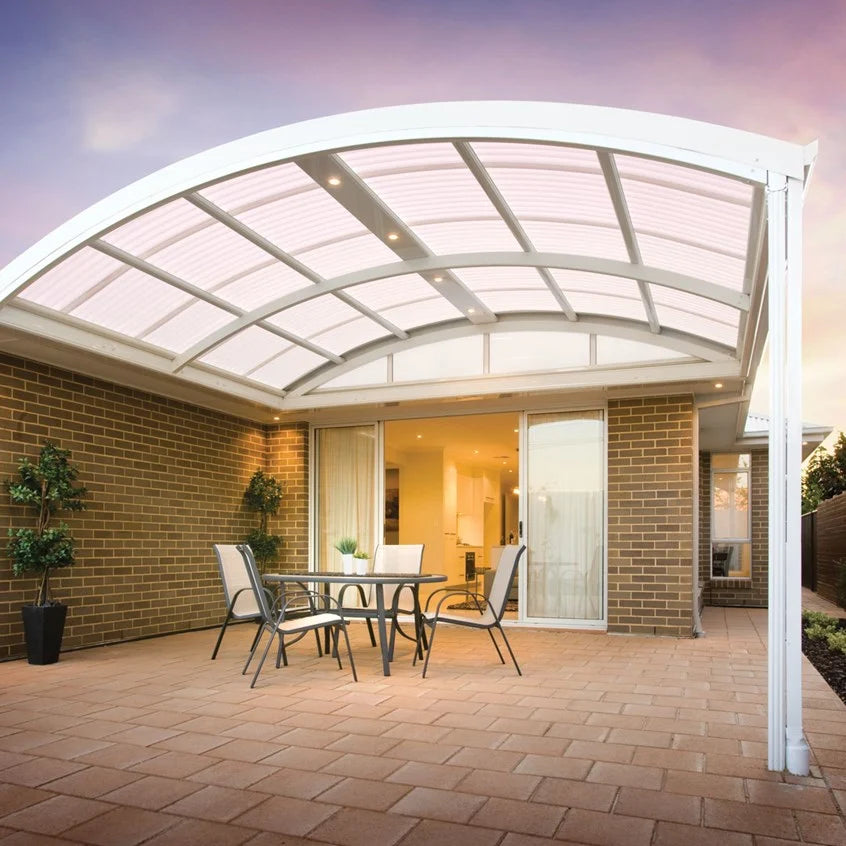 Curved Outback Patio